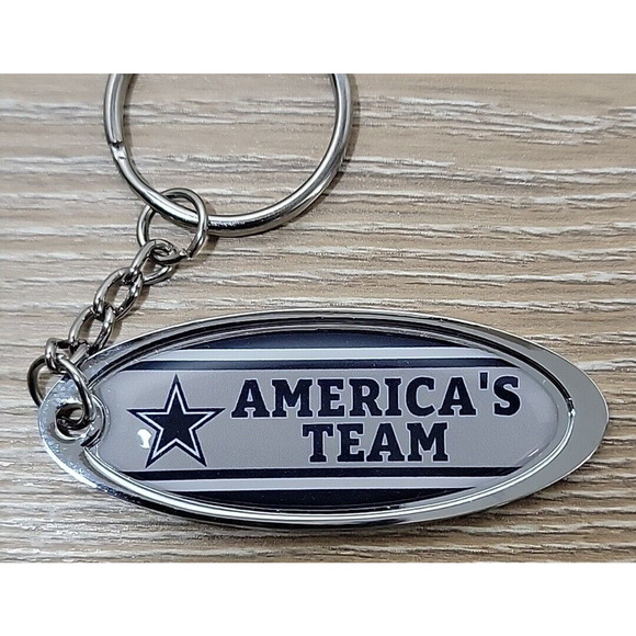 DALLAS COWBOYS AMERICA'S TEAM Long Oval Keychain NEW KEY RING - Picture 2 of 4